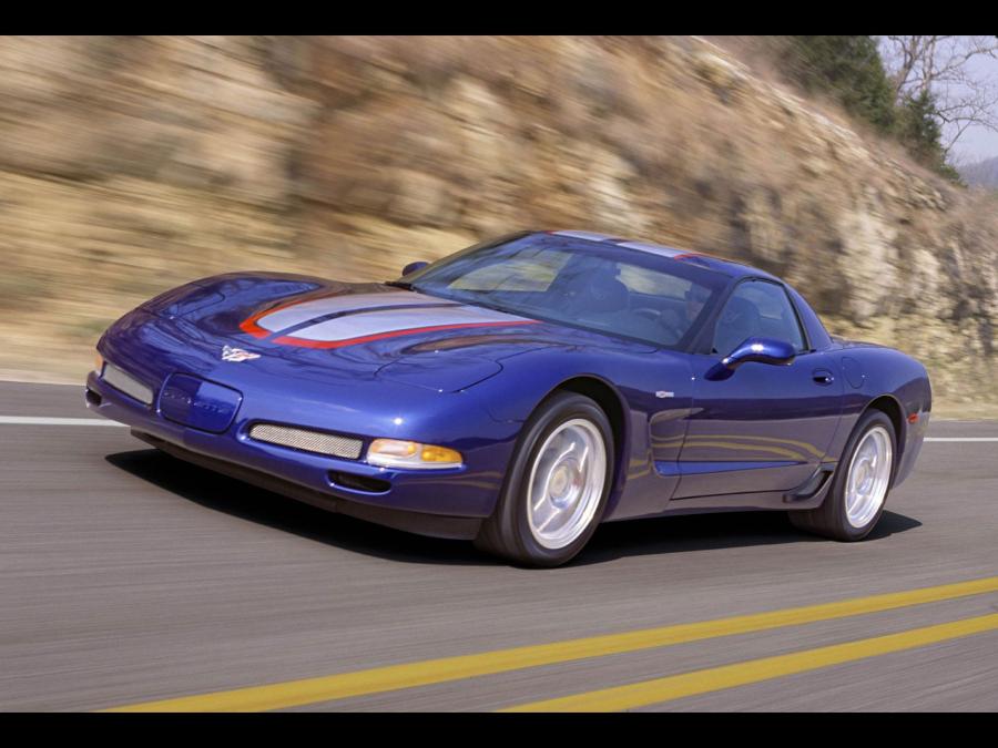  Chevrolet Corvette Z06 CE 2004 года  (фото 10 из 13)